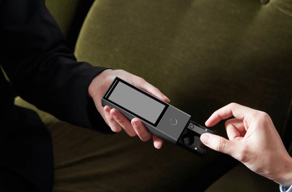 Timekettle multi-language simultaneous interpretation system in action